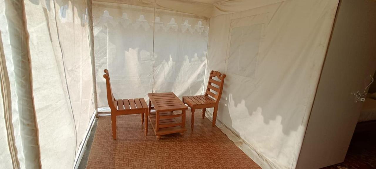 Modhera Sunrise Resort - Tents Bhungas Jungle Restaurants & Candlelight Dining Kalri Εξωτερικό φωτογραφία