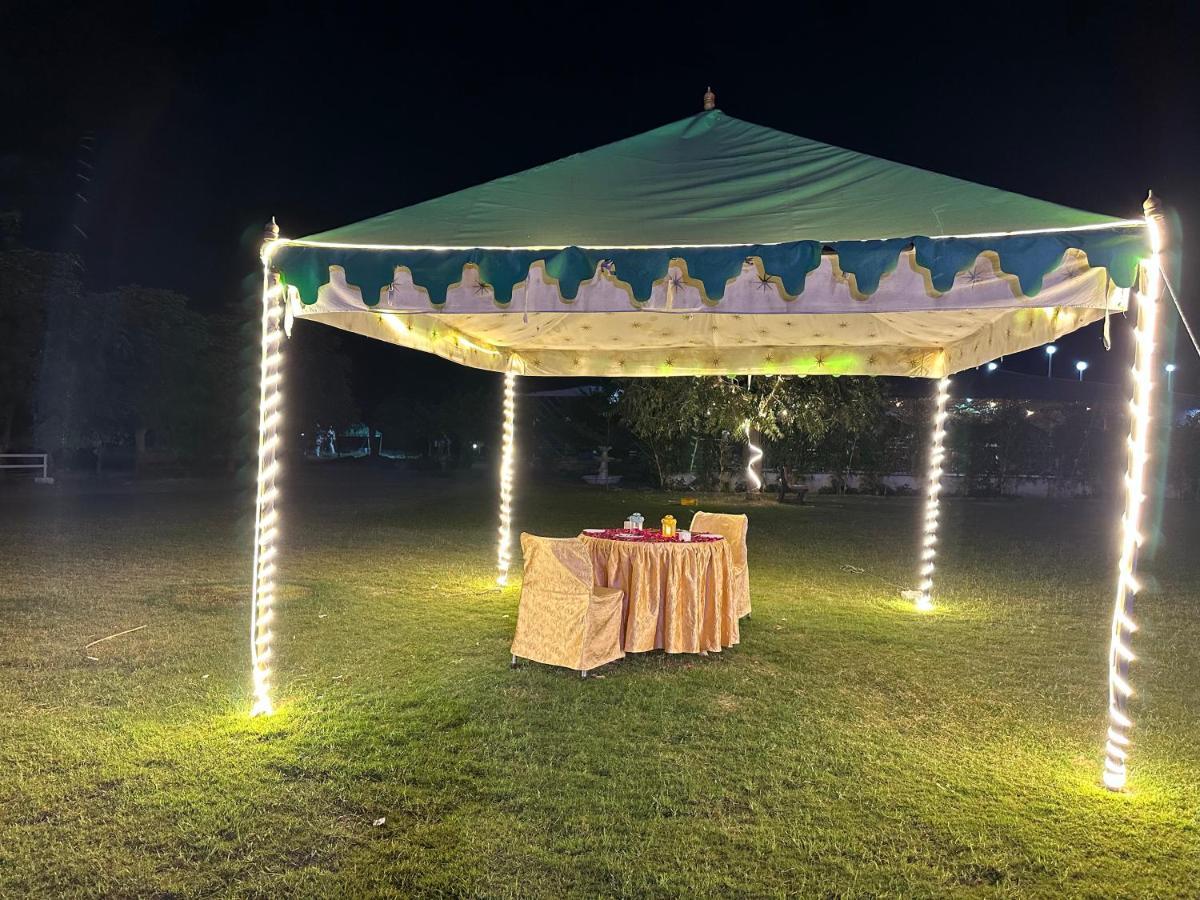 Modhera Sunrise Resort - Tents Bhungas Jungle Restaurants & Candlelight Dining Kalri Εξωτερικό φωτογραφία