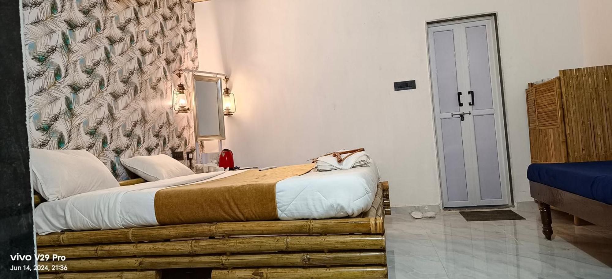 Modhera Sunrise Resort - Tents Bhungas Jungle Restaurants & Candlelight Dining Kalri Εξωτερικό φωτογραφία